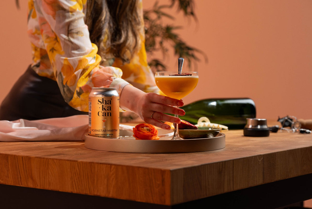 A Guide to Cocktail Garnishes